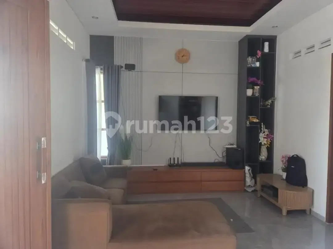 Rumah Minimalis Modern Semi Villa Area Terminal Batubulan - Image 2 of 7