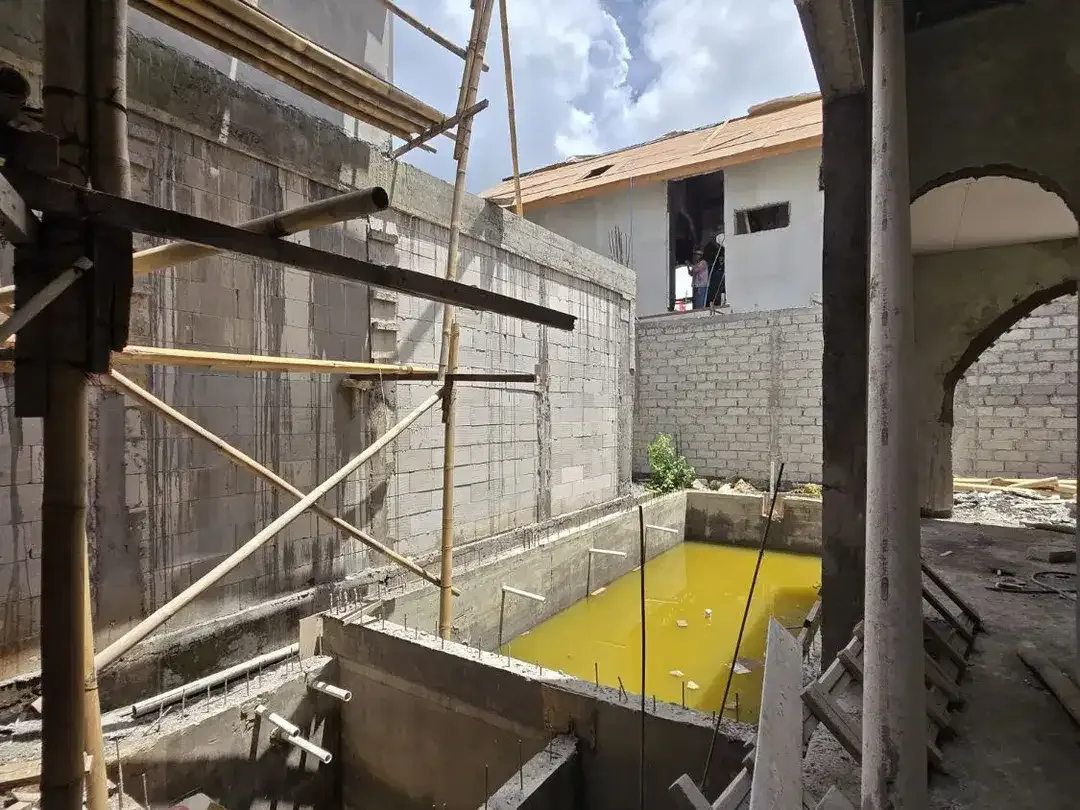 DI JUAL VILLA ON PROGREES : SAAT INI PEMBANGUNAN DI 70%. LOKASI DI JALAN PANTAI BALANGAN - Image 5 of 10