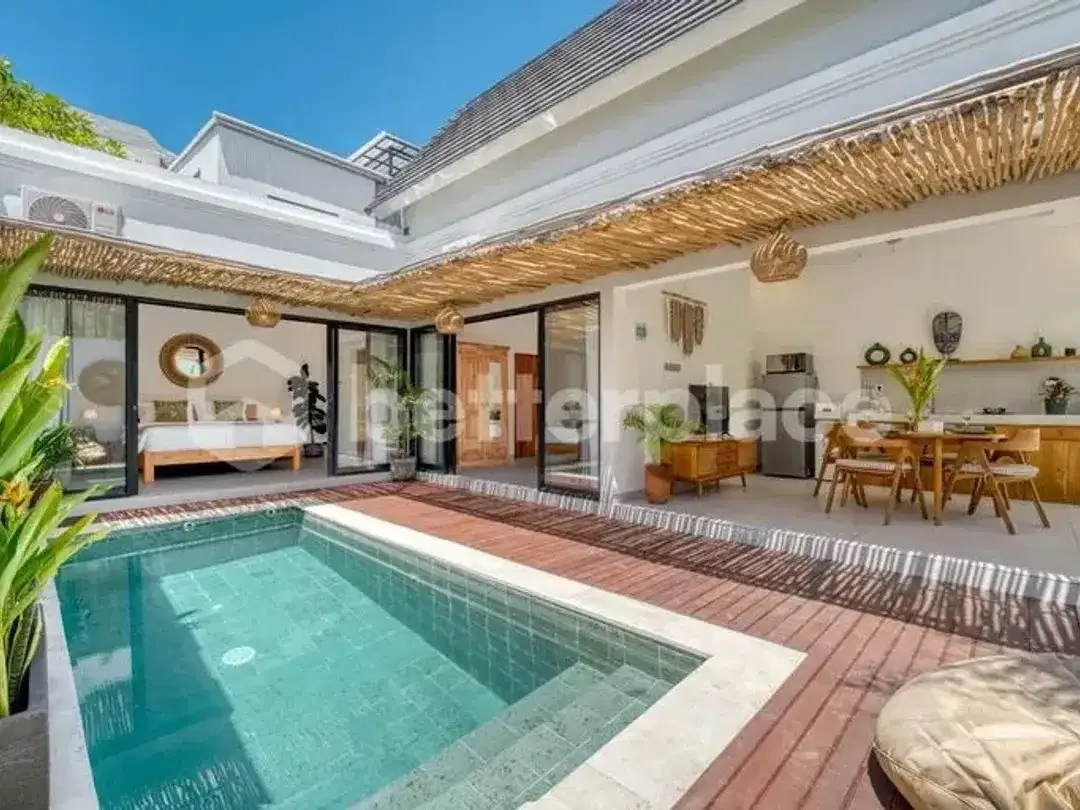 A Rare Turnkey Investment in Central Seminyak – Stunning Leasehold Tropical 2-Bed Villa Combining Traditional Balinese Architecture with Modern Lifest - Image 1 of 10