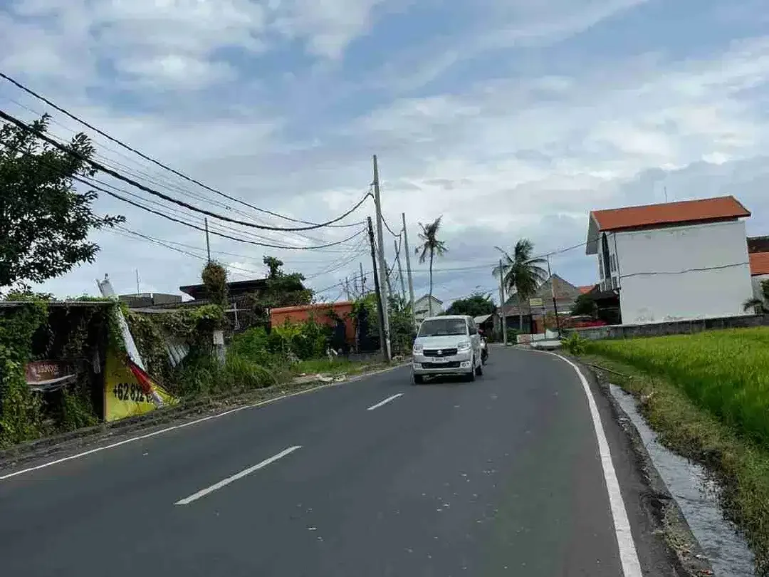 TANAH JALAN UTAMA PANTAI MUNGGU SESEH BADUNG BALI COCOK UNTUK INVESTASI YG BERNILAI TINGGI - Image 2 of 6