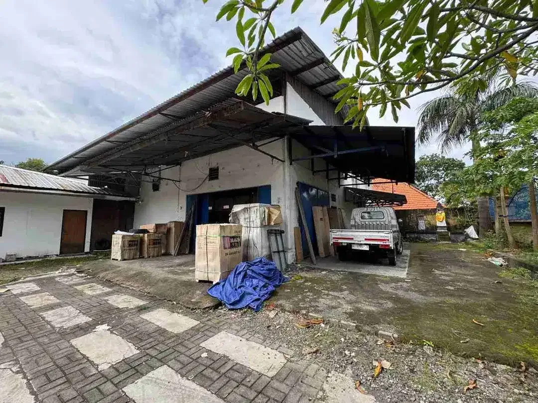 Gudang dan Kantor Siap Pakai Gatsu Timur LT 1.060 m² - Image 4 of 10