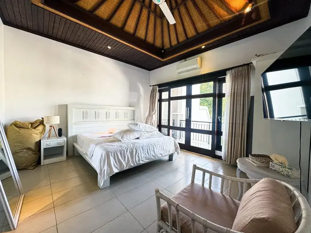 3-Bedroom Villa For Sale in the Heart of Seminyak - Image 7 of 10