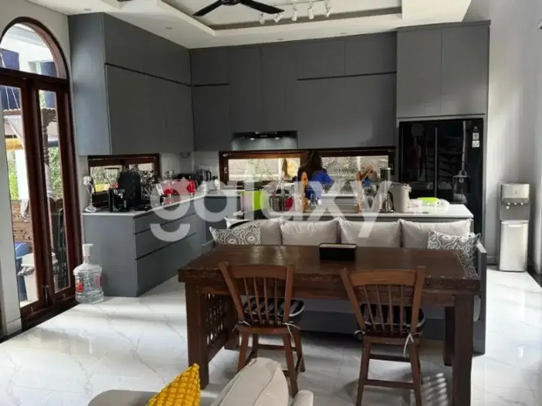 VILLA BARU + APARTEMEN DI TUKAD YEH AYA RENON DENPASAR, BALI - Image 5 of 10