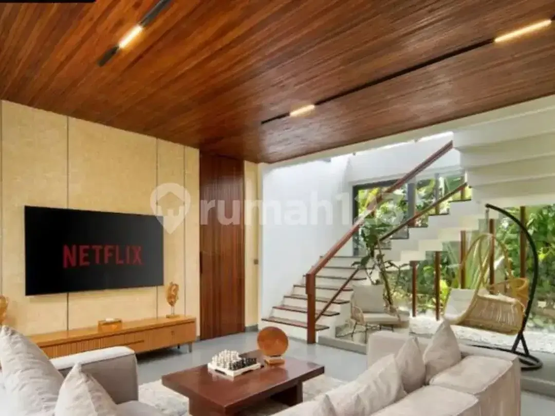 Modern Tropical Villa In Canggu - Only 5 Minute To Finns Beach Club - Image 5 of 6