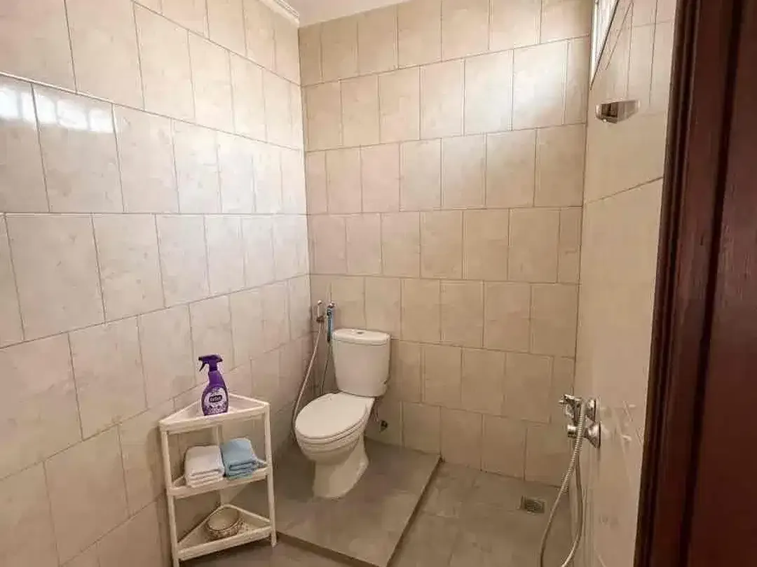 Dijual Rumah Strategis 2 Lantai di Poh Gading Jimbaran - Image 9 of 10