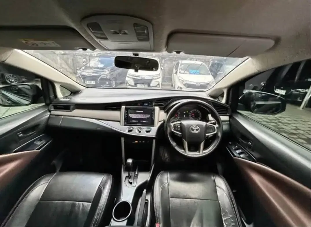INNOVA REBORN 2.4 DIESEL MATIC - Image 3 of 6