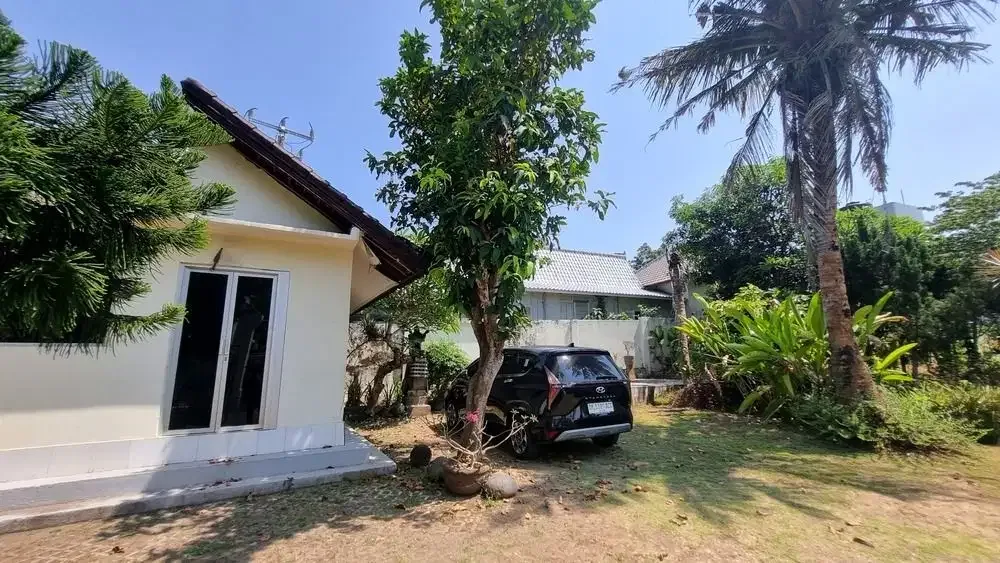 Villa 3 Bedroom yg Luas -hanya 3 menit dari Pantai Saba, Bali - Image 10 of 10