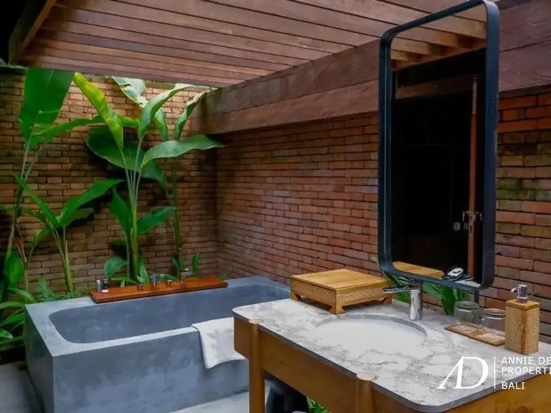 FREEHOLD ONE AND TWO-BEDROOM VILLAS IN UBUD - Image 5 of 10