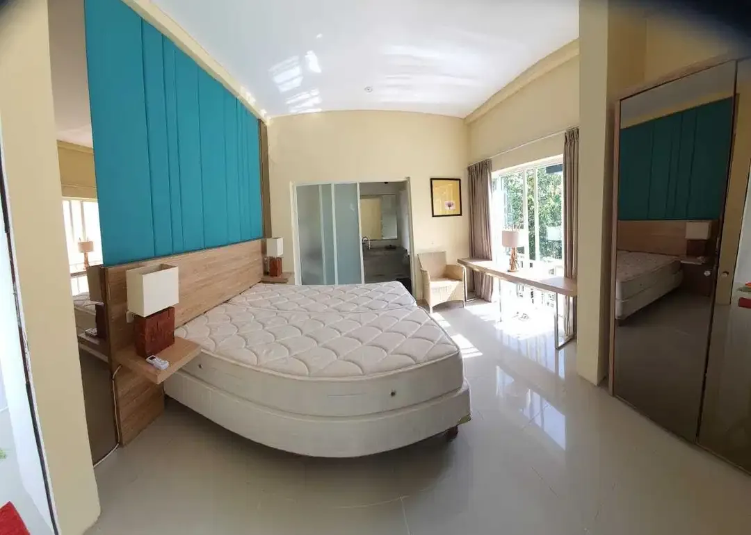 Villa Modern Style One Gate System Strategis Dekat Tol Nusa Dua - Image 5 of 10