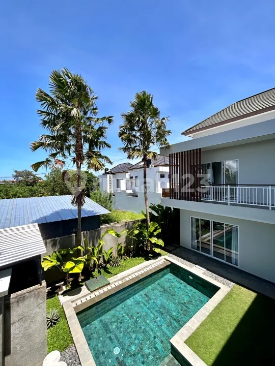 Villa Mewah 3 Kamar di Dekat Pantai Pererenan - Image 3 of 4