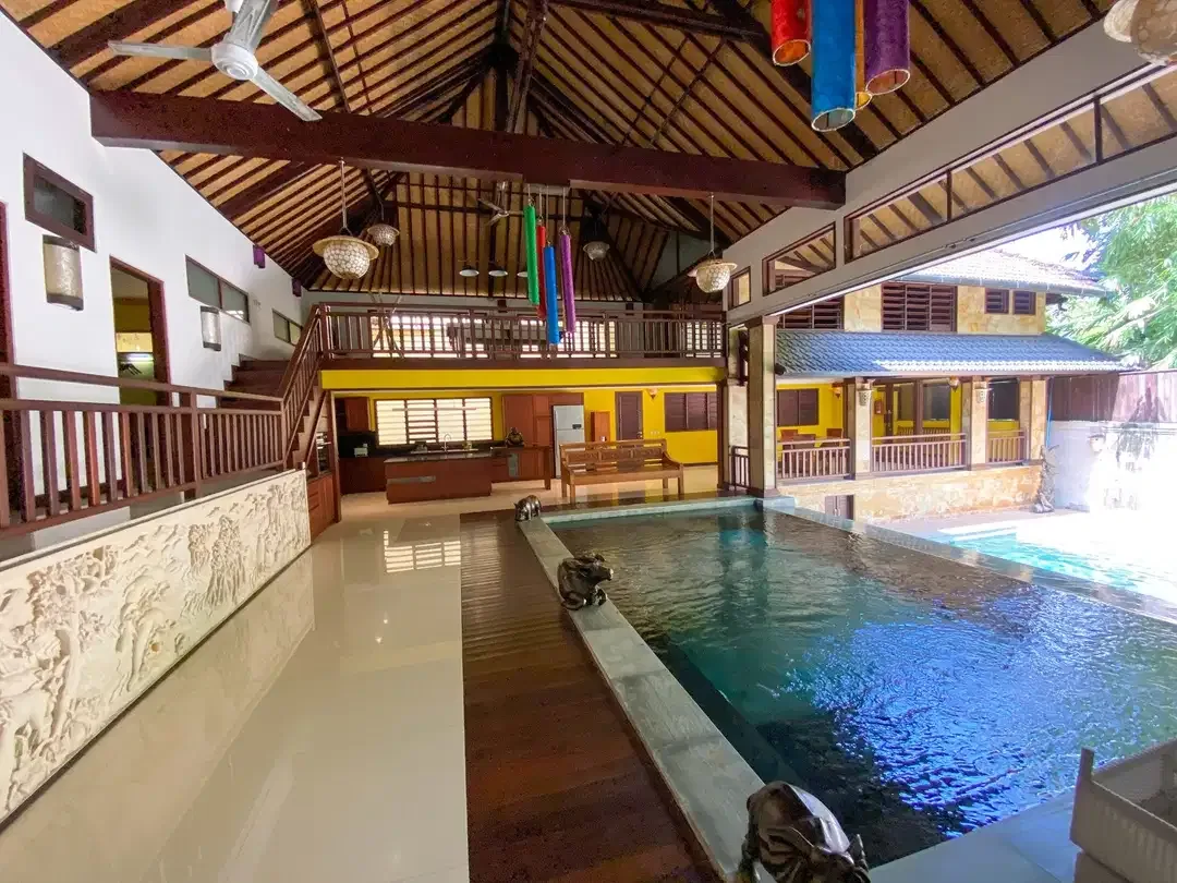 Contemporary Balinese Inspired Villa For Yearly Rental In Kerobokan - Image 3 of 10