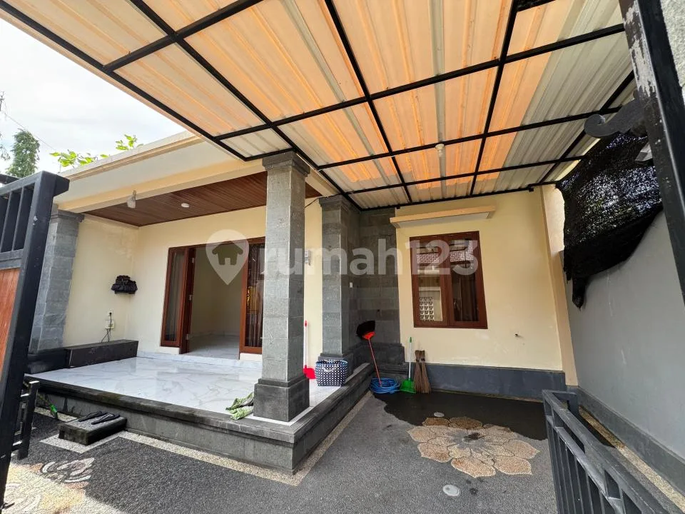 Di Sewakan Rumah Baru Lokasi Denpasar Utara - Image 1 of 4