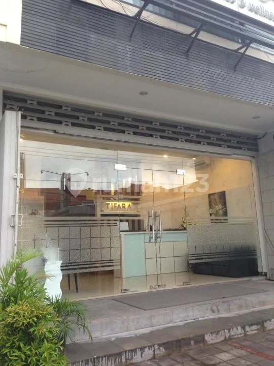 Ruko Mewah Strategis Teuku Umar Barat Denpasar - Cocok untuk Bisnis & Investasi Prospektif di Bali - Image 2 of 4