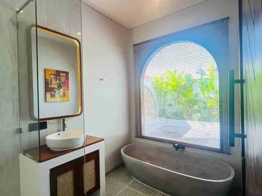 Disewakan Villa Mewah Full Furnish Daerah Nusa Dua Bali - Image 5 of 10