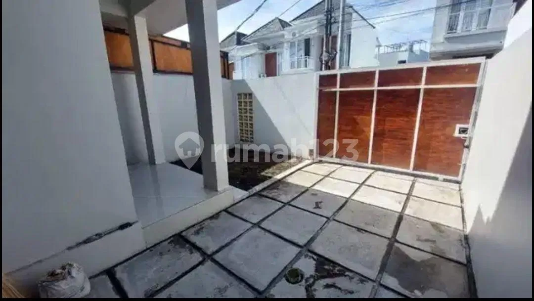 Rumah Minimalis Cocok untuk Keluarga Kecil di Munggu Dekat ke Canggu Seseh Tumbak Bayuh Buduk dan Dalung - Image 2 of 4