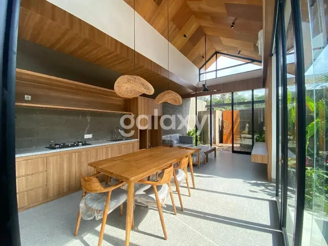 VILLA MODERN TROPIS DI KEMENUH SUKAWATI GIANYAR, BALI - Image 9 of 10