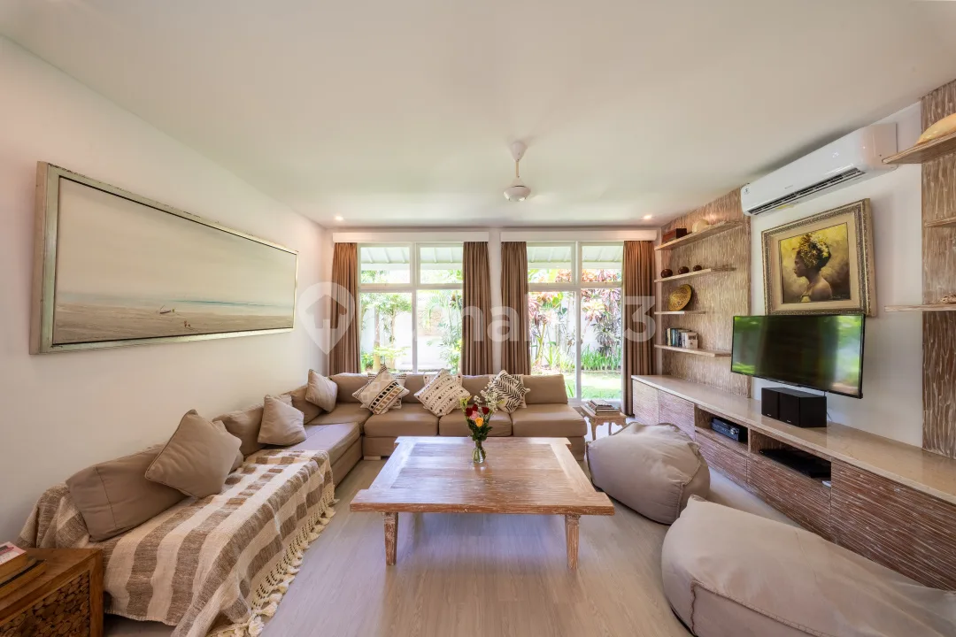 4 Bedroom Villa In Batu Belig - Image 4 of 4