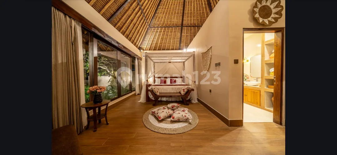 Villa 3 Kamar Tidur dengan Konsep Open Living dan Lingkungan Hutan di Buwit (R-Tb11) - Image 4 of 4