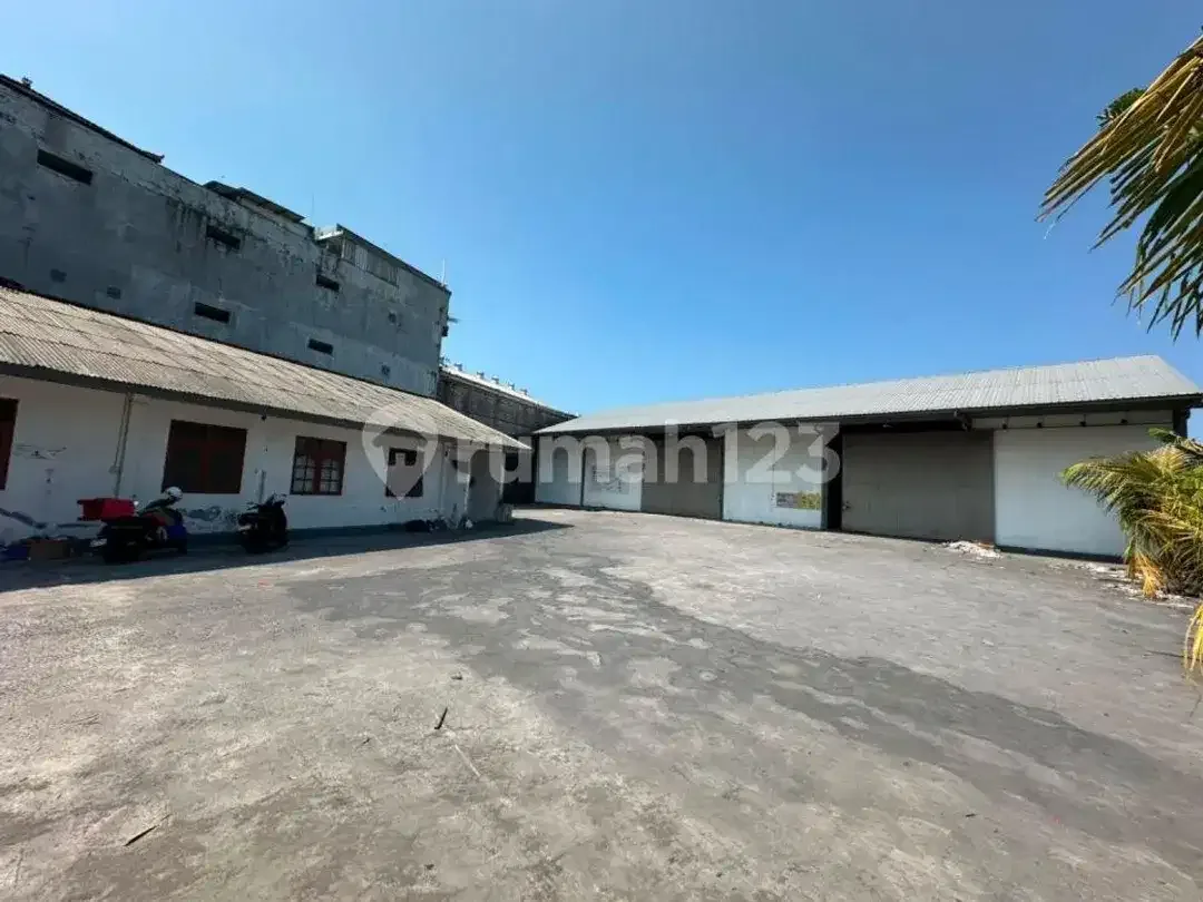 Gudang Strategis di Denpasar Utara, LT 2.440 M², Gudang 726 M², SHM & PBG - Image 3 of 5