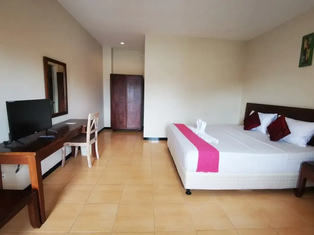 For rent 4 Bedrom villa at Berawa, Canggu - Image 2 of 10