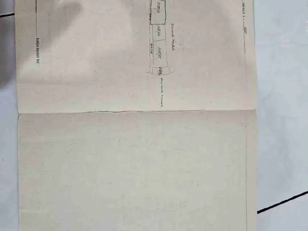 DI JUAL ATAU DI SEWAKAN TANAH & RUMAH.BR ANYAR KEROBOKAN - Image 5 of 6