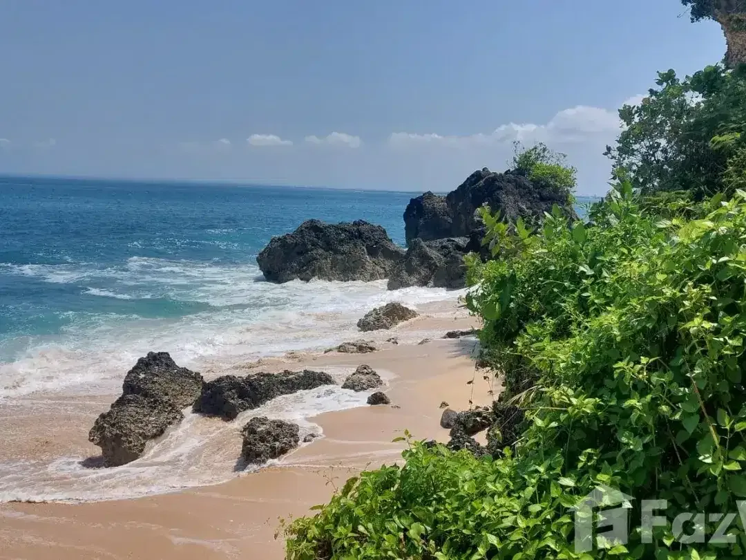 4 Bedroom Villa for sale in Balangan, Bali - Image 2 of 10