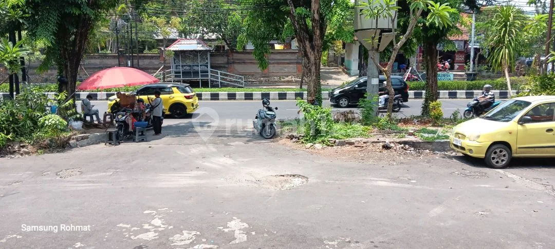 Dijual Ruko yang Berlokasi di Tuban Plaza, By Pass Ngurah Rai Kuta - Image 2 of 4