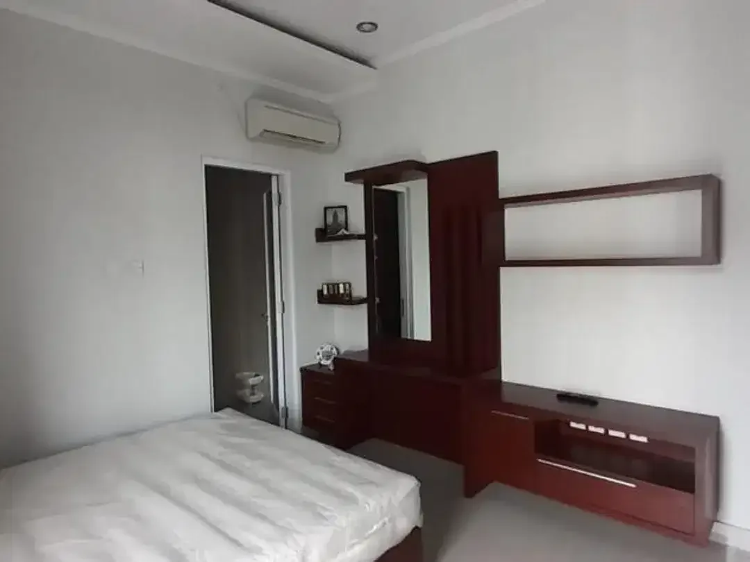 Dijual Rumah 2 Lantai Modern di Green Imperial Putra Residence, Cokroaminoto Denpasar – 4 Kamar Tidur, SHM - Image 5 of 10