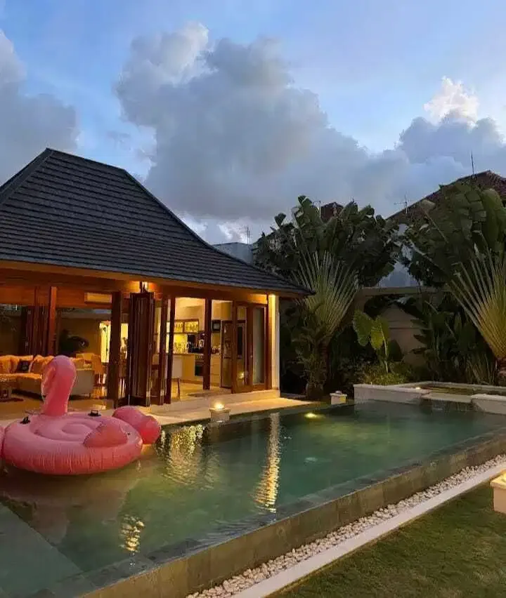 FOR SALE BRAND NEW LUXURY VILLAS 4 BED SEMINYAK - Image 10 of 10