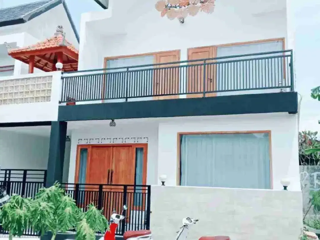 Jual Rumah 2lt Semi Furnished Lokasi Jl Tukad Pakerisan, Panjer denpasar selatan area Hunian strategis - Image 1 of 8