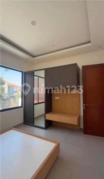 Rumah Semi Villa Ready Unit Dekat Sidewalk Mall - Image 4 of 4