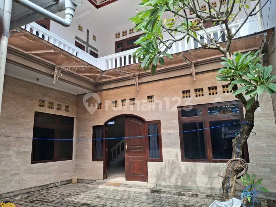 Di Sewakan Rumah 2 Lantai Sidakarya - Denpasar - Image 2 of 4
