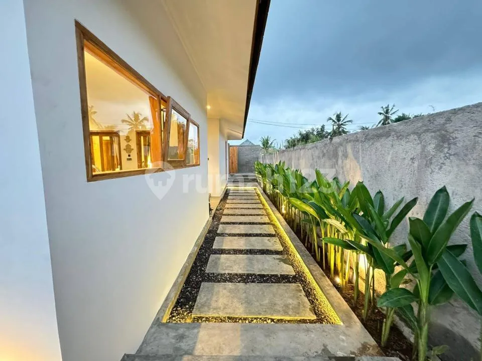 Villa Mewah Furnished Kolam Renang View Sawah Sunset Lodtunduh - Image 2 of 4