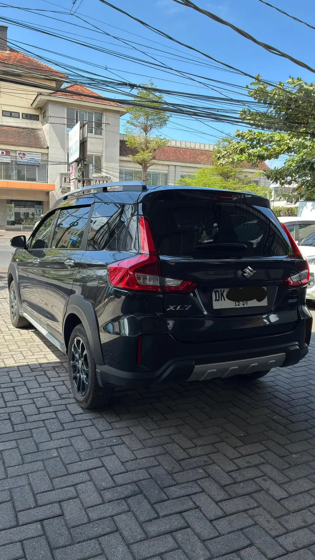 Suzuki XL 7 Beta hybrid'24 hitam met matic - Image 5 of 10