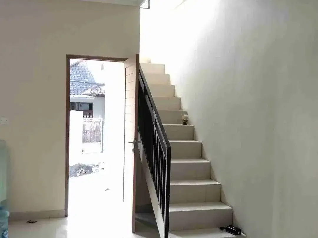 Dijual 3 unit rumah baru tahap finishing sudah 90%
Lokasi dekat pusat kota Denpasar
jalan gunung andakasa padangsambian - Image 4 of 10