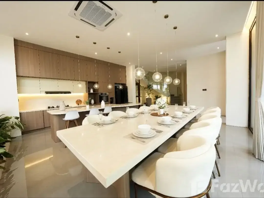 3 Bedroom Villa for sale in Seminyak, Bali - Image 4 of 10