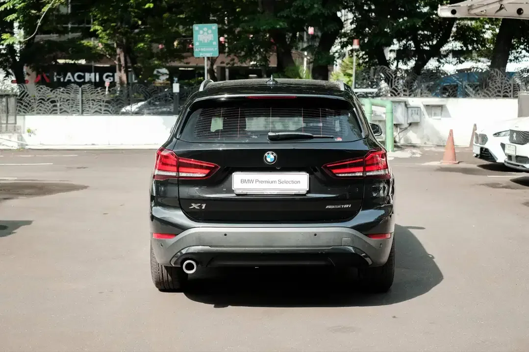 BMW X1 18i Dynamic (2022) - Image 6 of 10