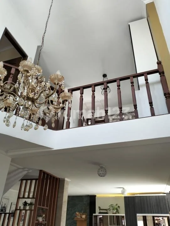 Sewa Rumah Full Furnished 2 Lantai Ubung Kaja Denpasar Barat - Image 1 of 4