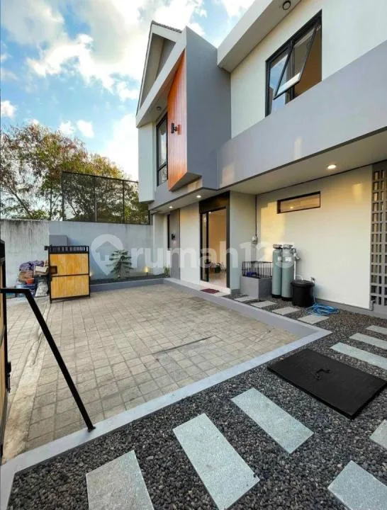 Rumah Baru Minimalis 2 Lantai Mahendradatta Denpasar Barat - Image 3 of 4