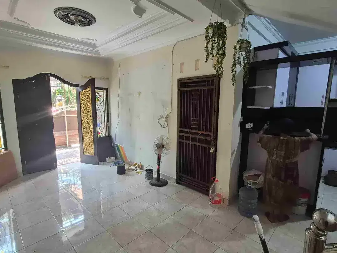 Rumah Murah Lingkungan Elite Moh Yamin Renon dekat Raya Puputan Merdeka - Image 6 of 10