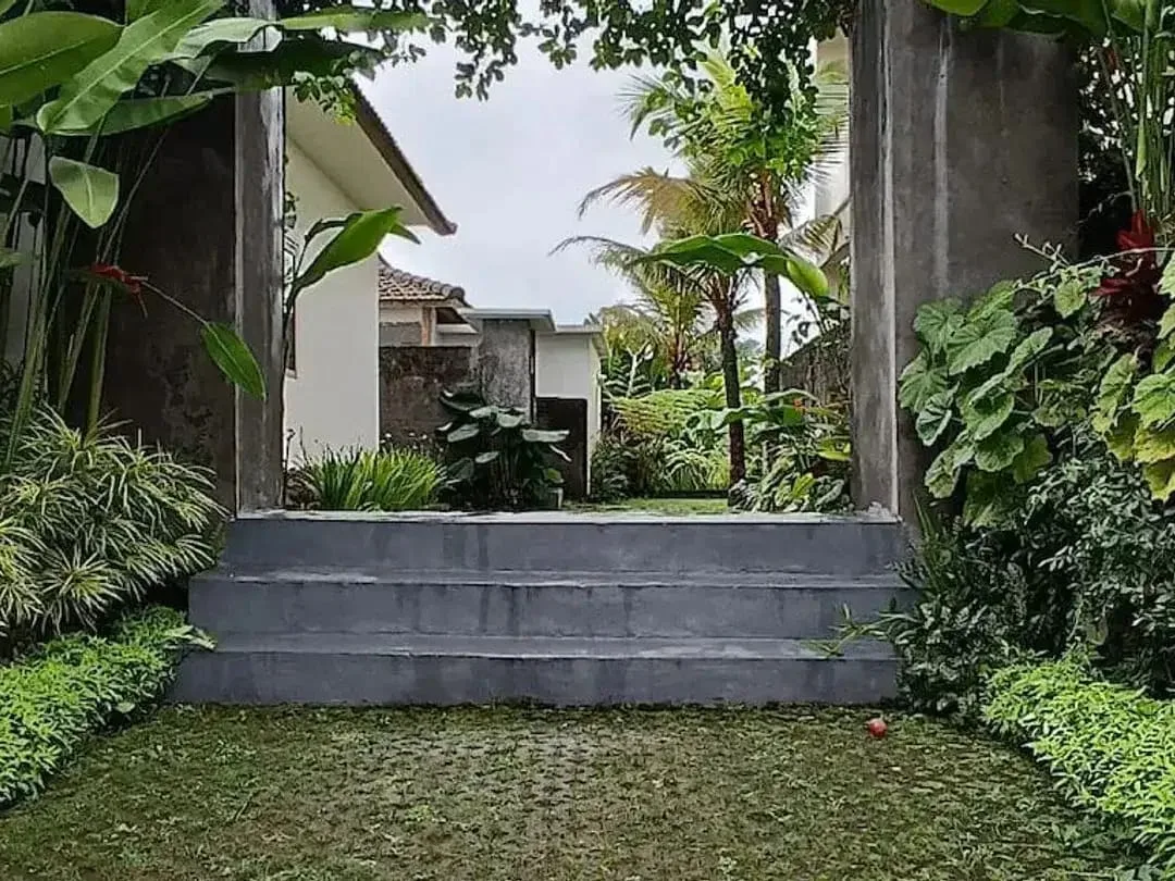 DIJUAL VILLA & RESORT DI TEGALALANG DENPASAR - Image 1 of 10