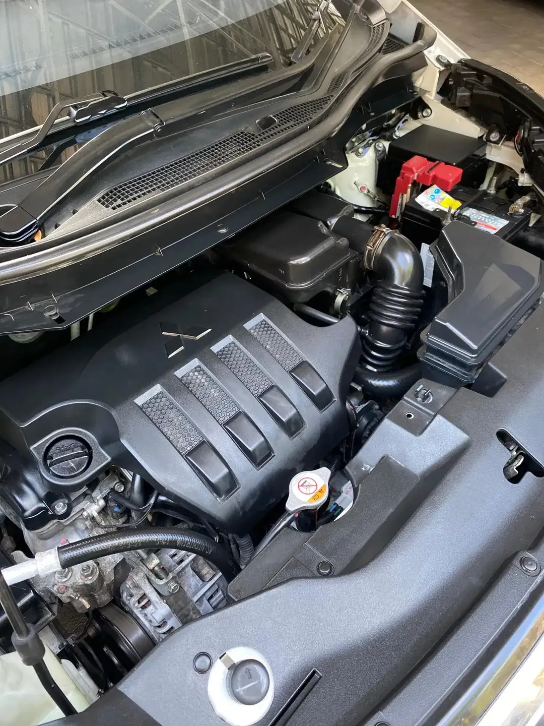 Mitsubishi Xpander Ultimate 1.5 Matic 2021 - Image 4 of 10