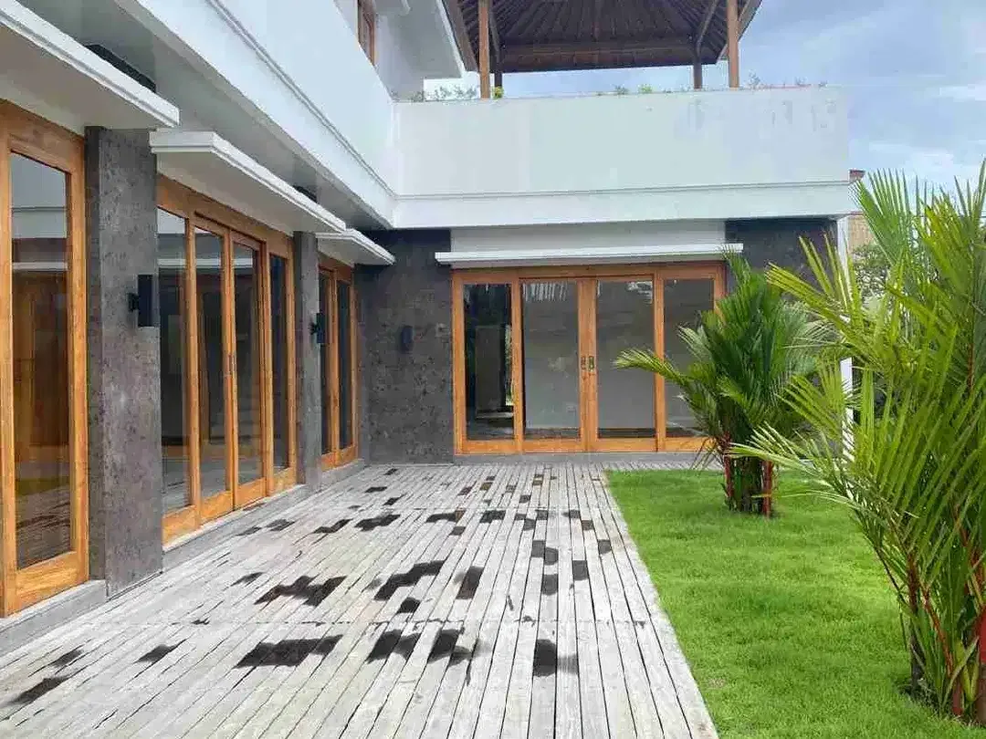 Villa Mewah Baru View Laut di Jalan Alila Uluwatu - Image 1 of 10