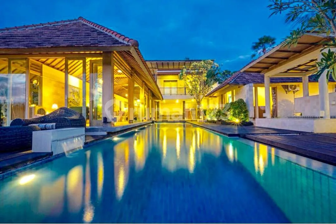 Villa Bibu Lokasi Canggu Bali, Luxury, Fully Furnished, 10 Menit ke Atlas Beach Club - Image 1 of 4