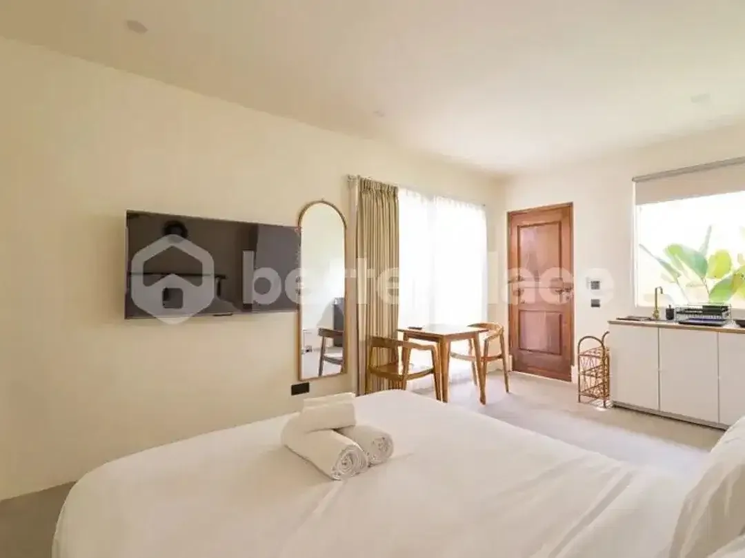 Fully Operational 9-Unit Boutique Villa Complex in Berawa, Canggu - Image 2 of 10