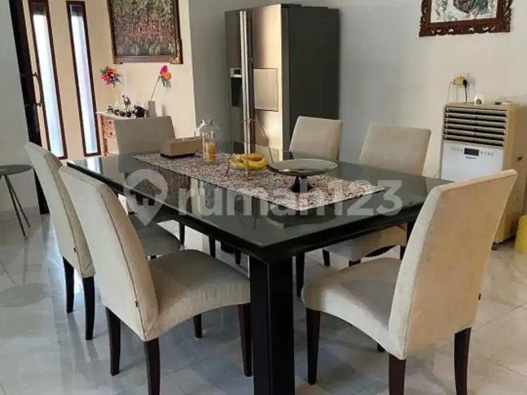 Vila Klasik Mewah di Kerobokan, Premium Area Strategis - Image 10 of 10