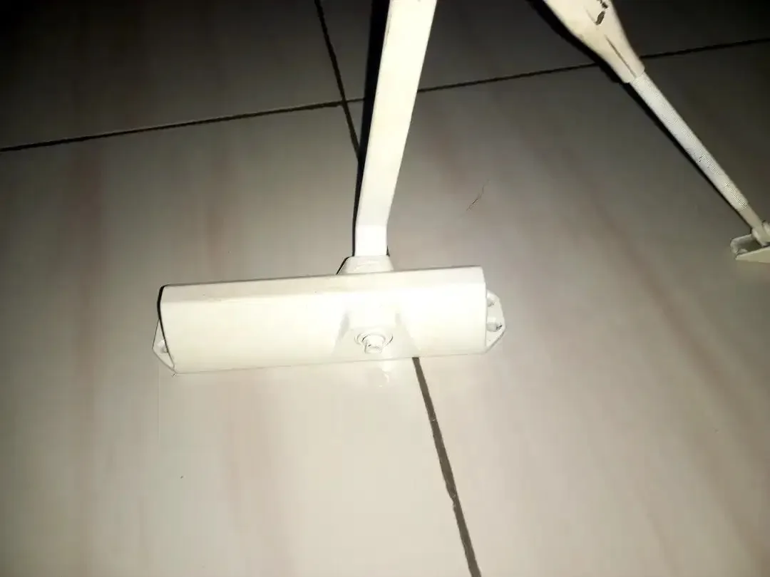 Jual Door Closer Merk DORMA,Kondisi Sangat Mulus,No Minus - Image 2 of 4