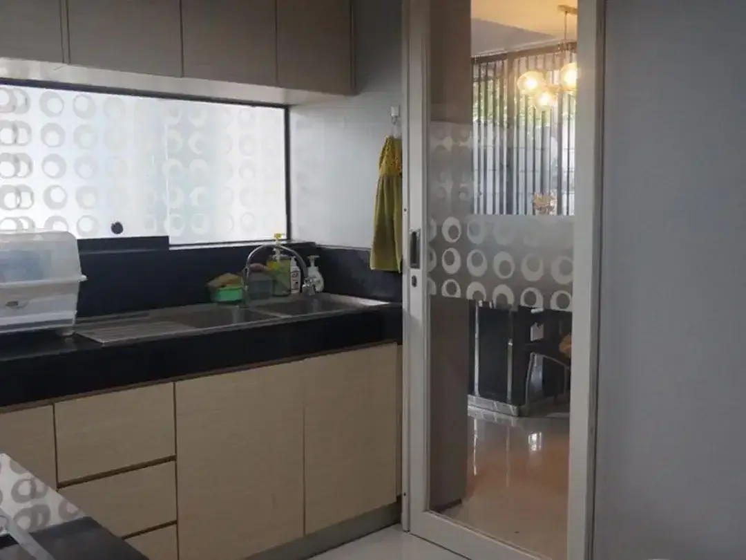 HOUSE FOR SALE IN SUNSET GARDEN, KUTA, BALI - Image 7 of 10