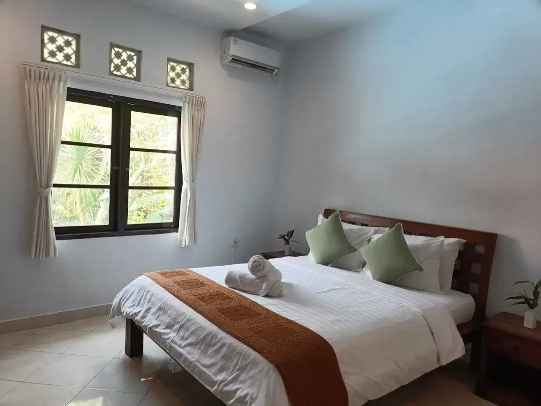 For rent villa at Jl Tegal Cupek area, close to Umalas, Kerobokan - Image 3 of 10