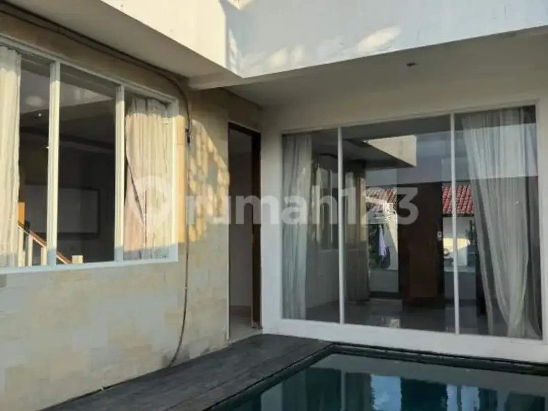 Dijual Villa Mewah Semi Furnished di Nusa Dua Bali - Image 10 of 10